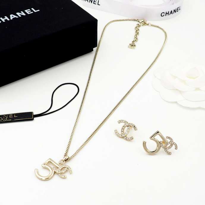 Picture of Chanel Sets _SKUChanelsuits03cly636209